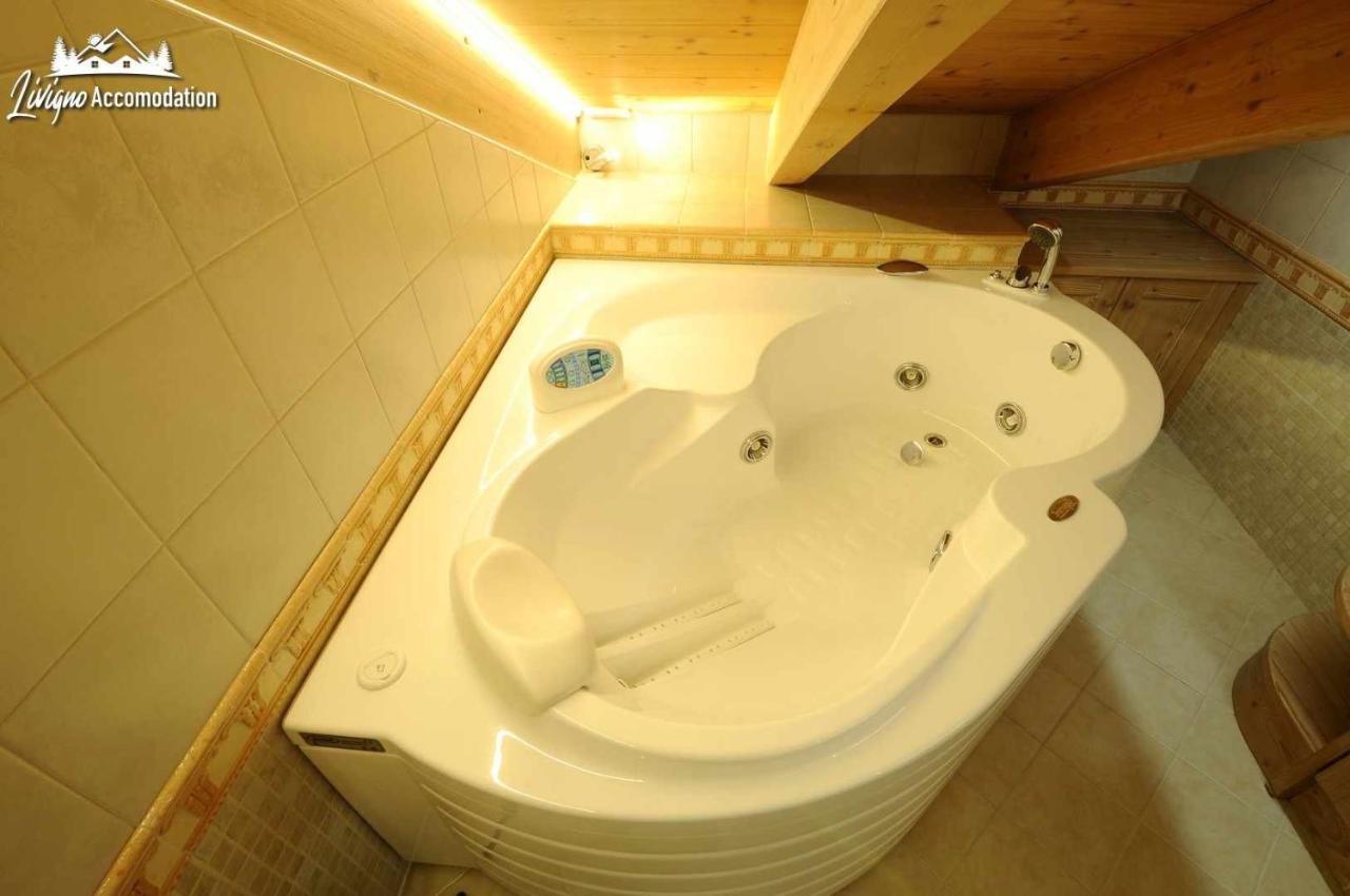 Chalet Lucky Exclusive By Livigno Accomodation Exteriör bild