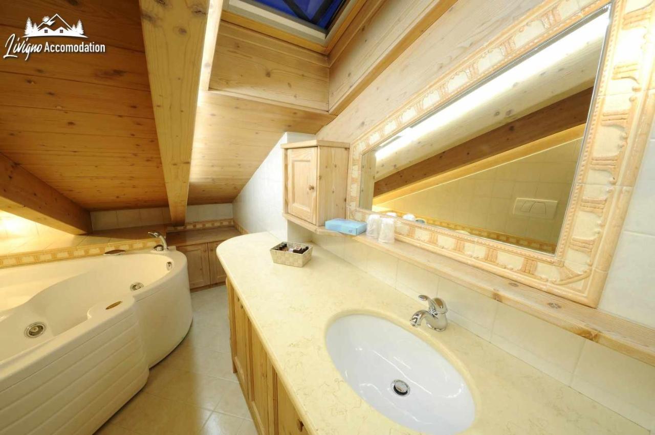 Chalet Lucky Exclusive By Livigno Accomodation Exteriör bild