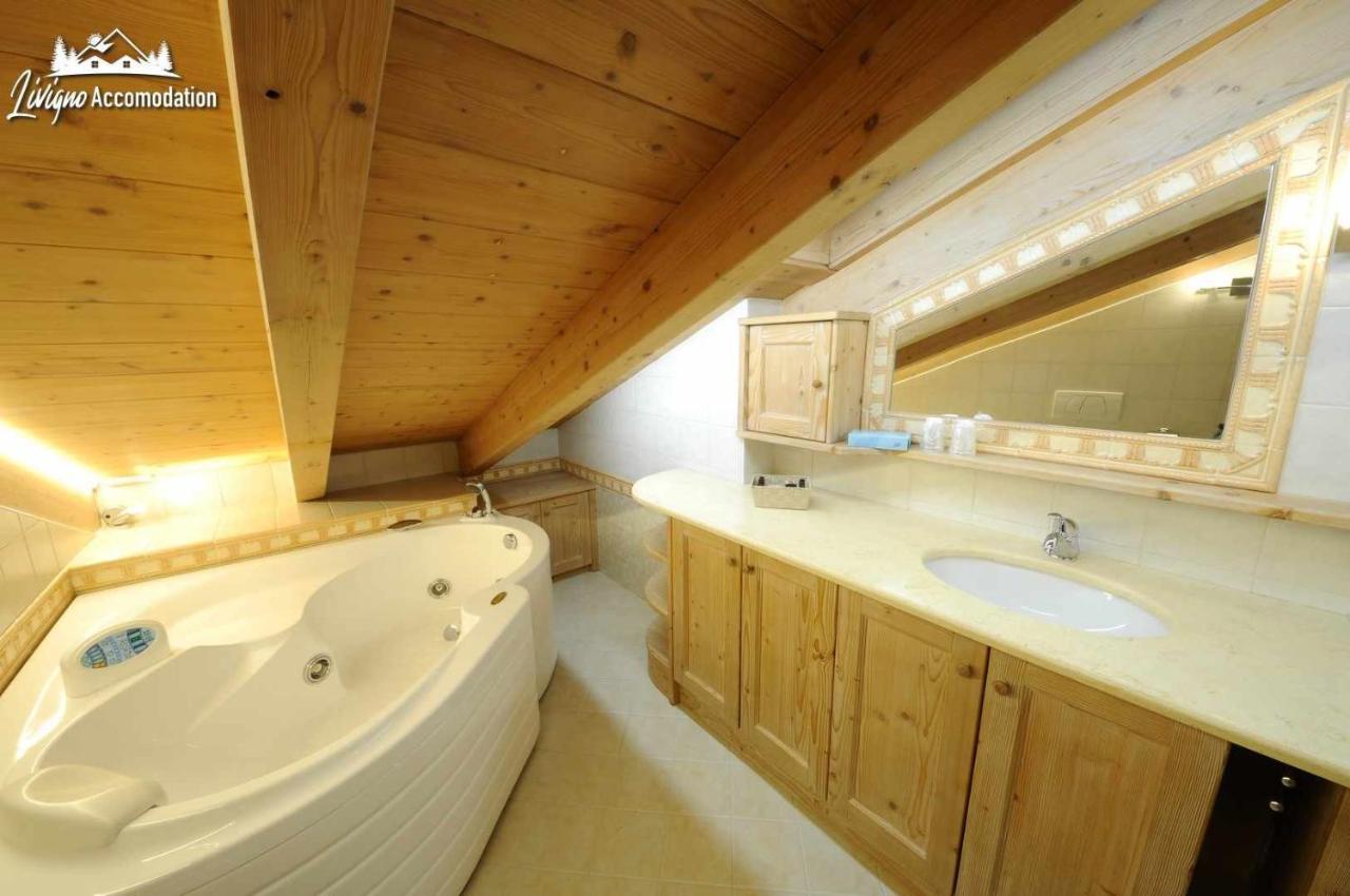 Chalet Lucky Exclusive By Livigno Accomodation Exteriör bild
